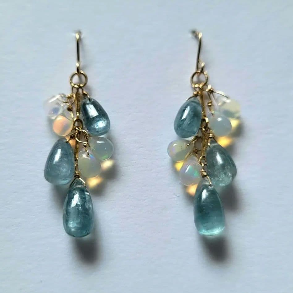 専用 アクアカイヤナイト オパール ピアス