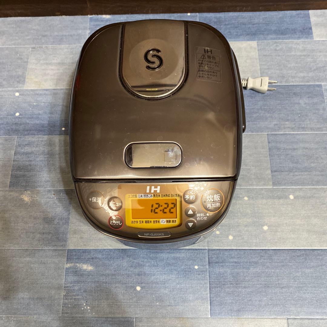 N3617 象印 IH炊飯ジャー 極め炊き NP-GJ05KS 三合