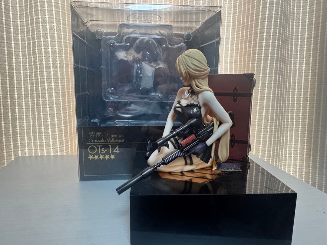 フィギュア　OTs 14 紫雨心　重創ver.