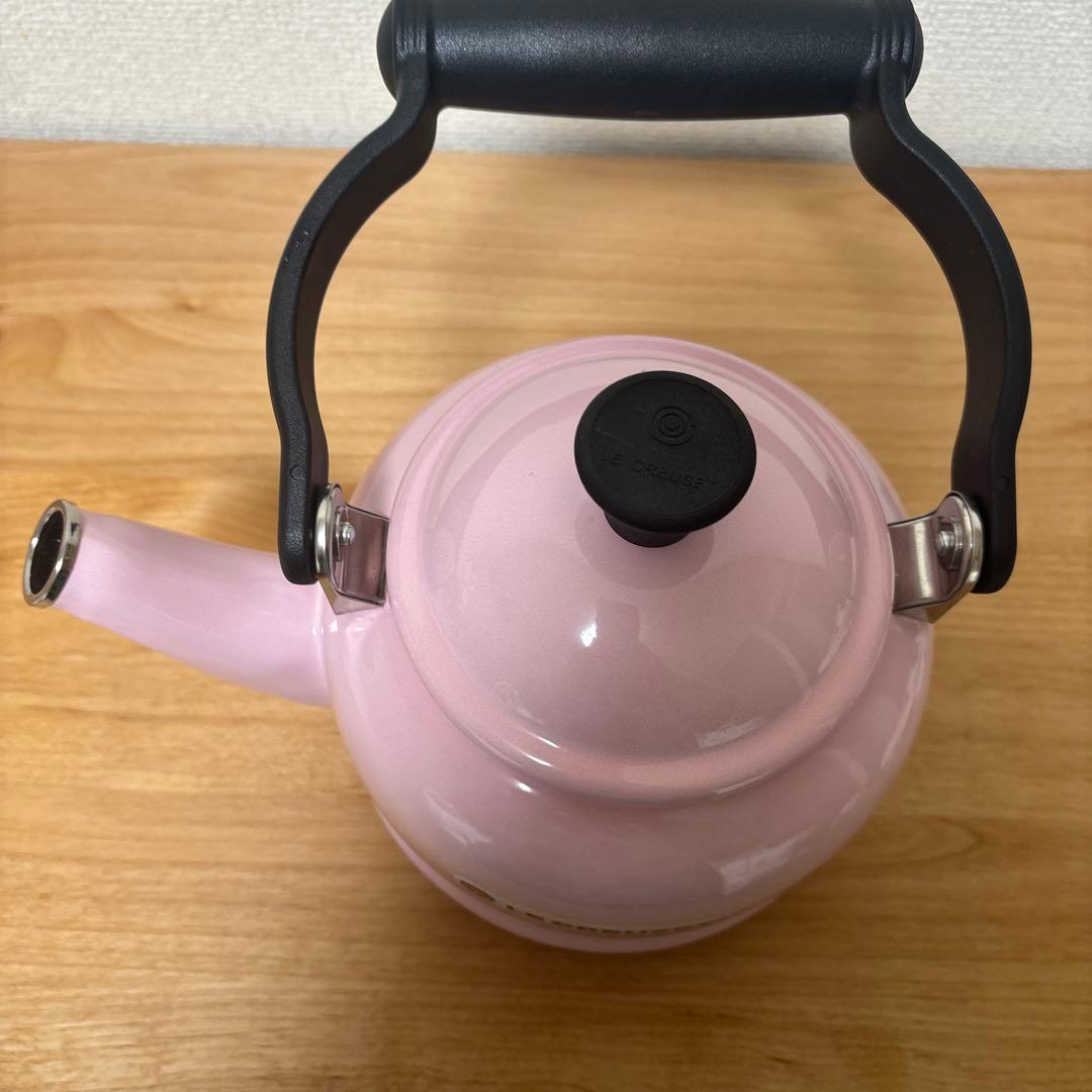 ル・クルーゼ　新品　ケトル　やかん　ピンク