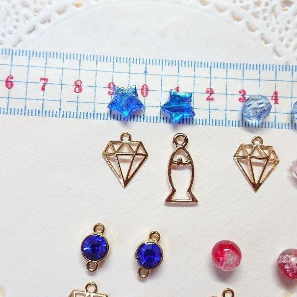 ウネなイヤリング♡