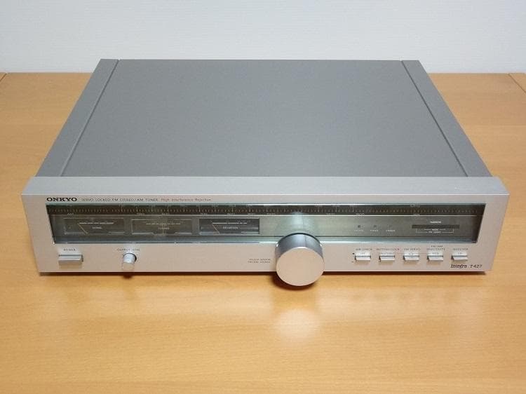 美品ONKYO T-427 FM.AMチューナー 1981年製 動作良好