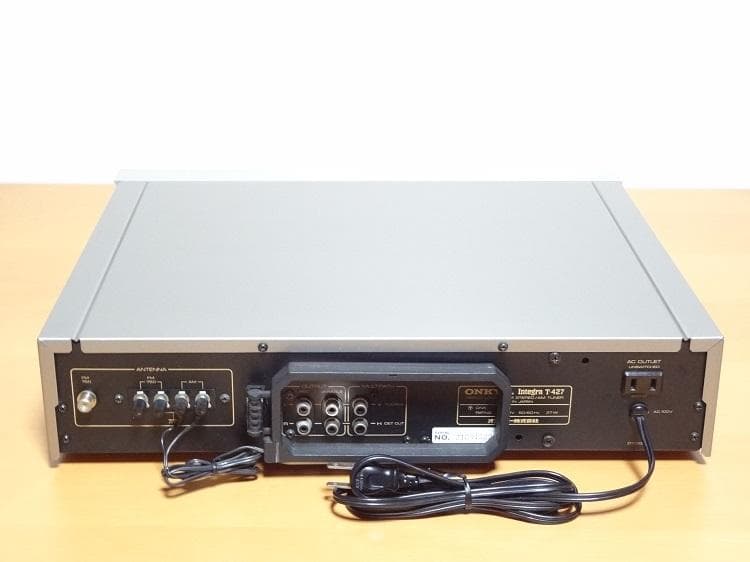 美品ONKYO T-427 FM.AMチューナー 1981年製 動作良好