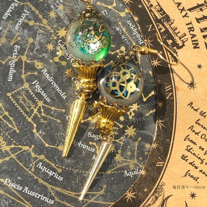 星空から朝焼けになるランタン　スチームパンクランタンピアス　イヤリング