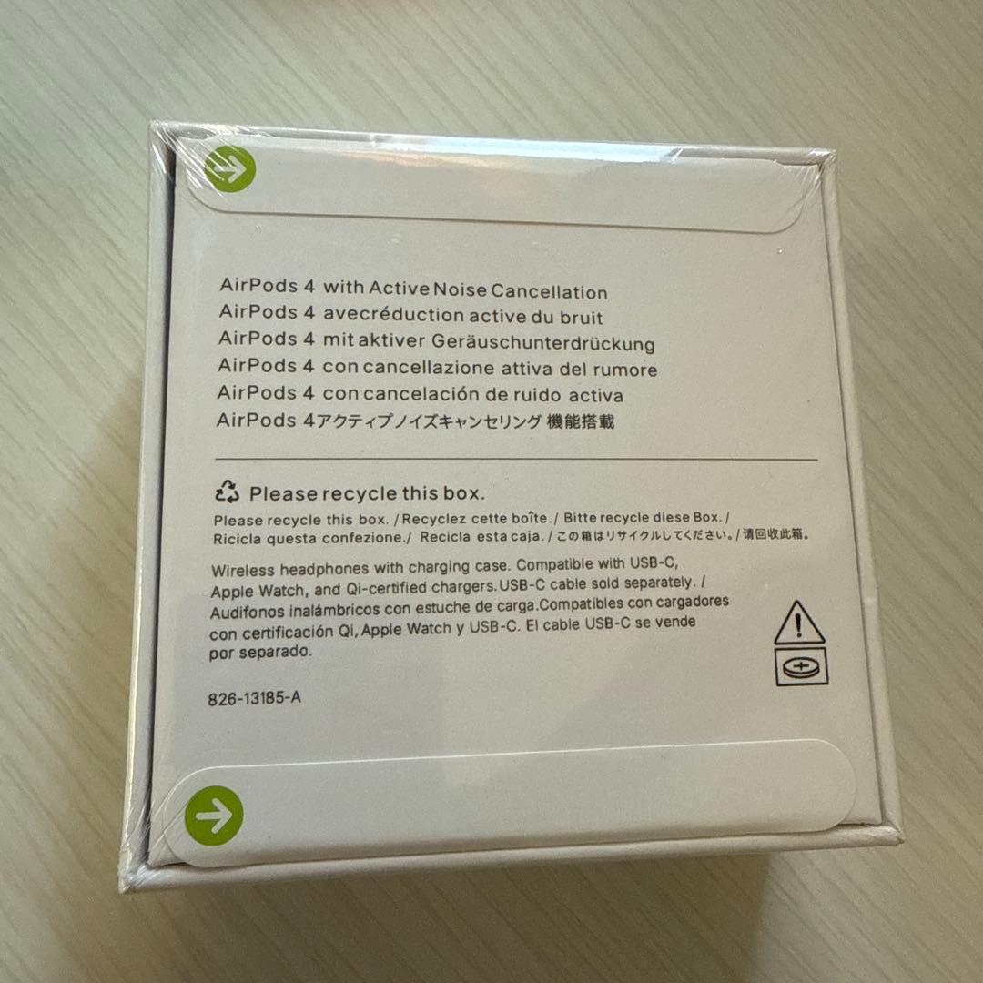 新品未開封Apple AirPods 4 アクティブノイズキャンセリング機能搭載