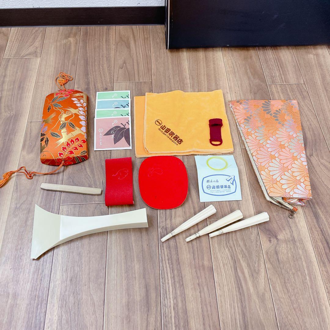 三味線 中棹 紅木 犬皮 丸打胴 1本溝 和楽器