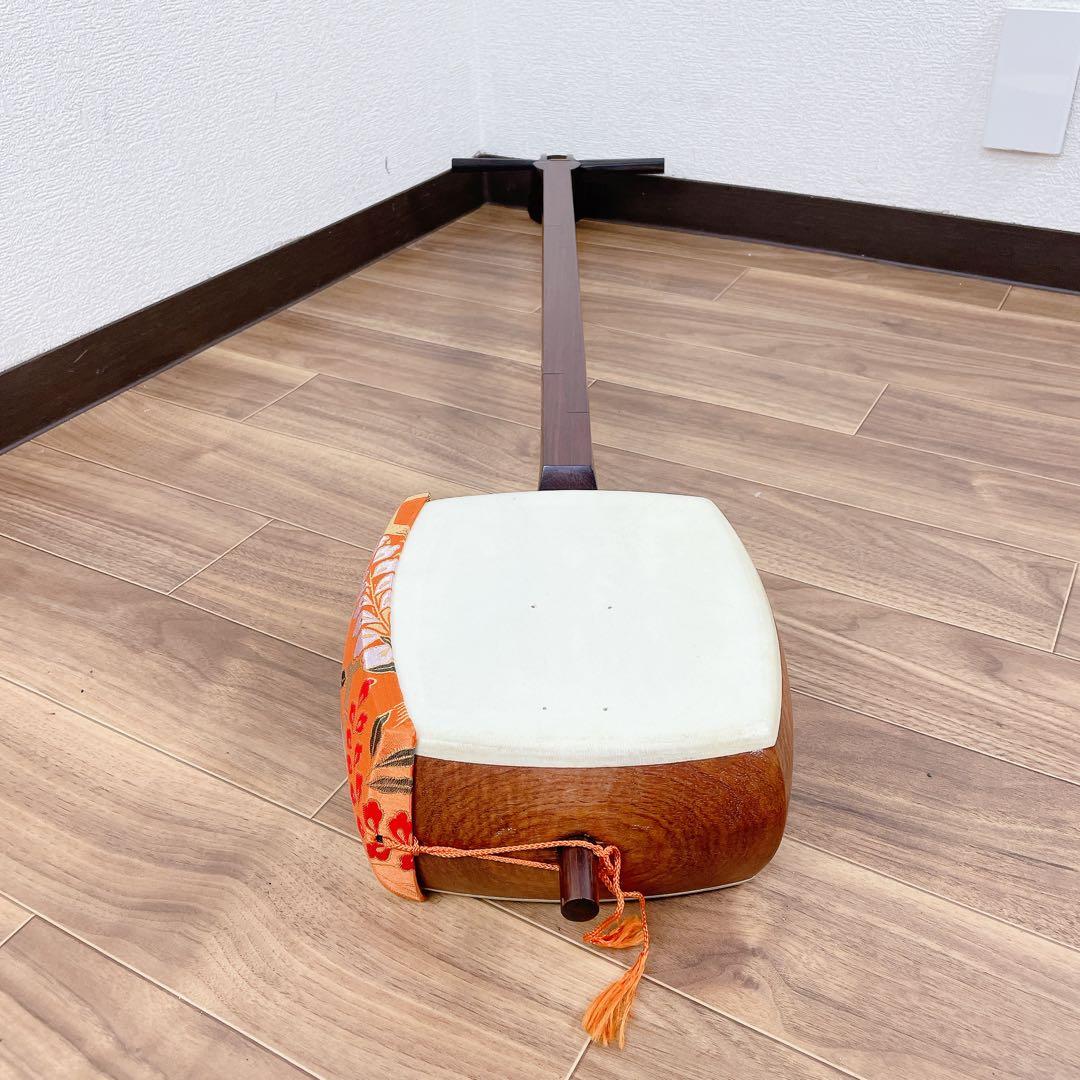 三味線 中棹 紅木 犬皮 丸打胴 1本溝 和楽器