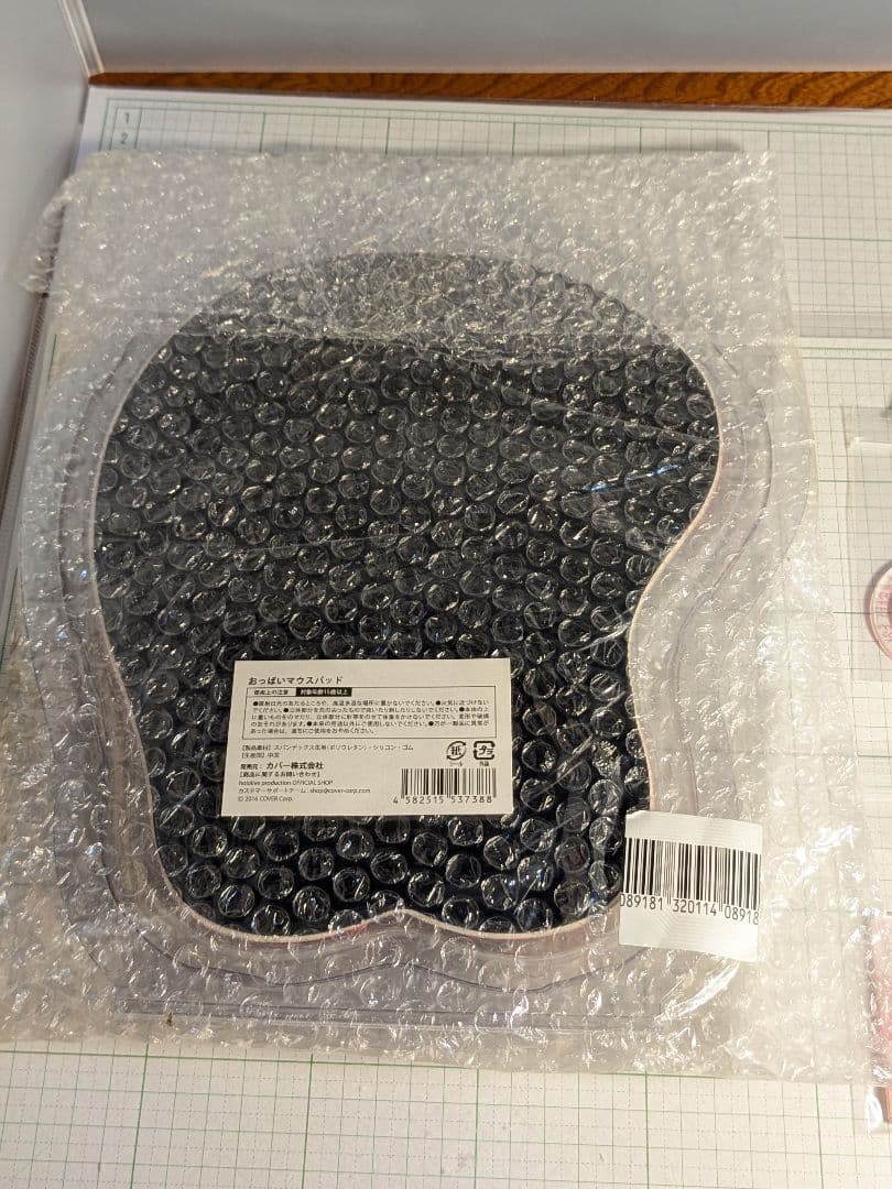 ホロライブ　百鬼あやめ　おっぱいマウスパッド　アクリルスタンド