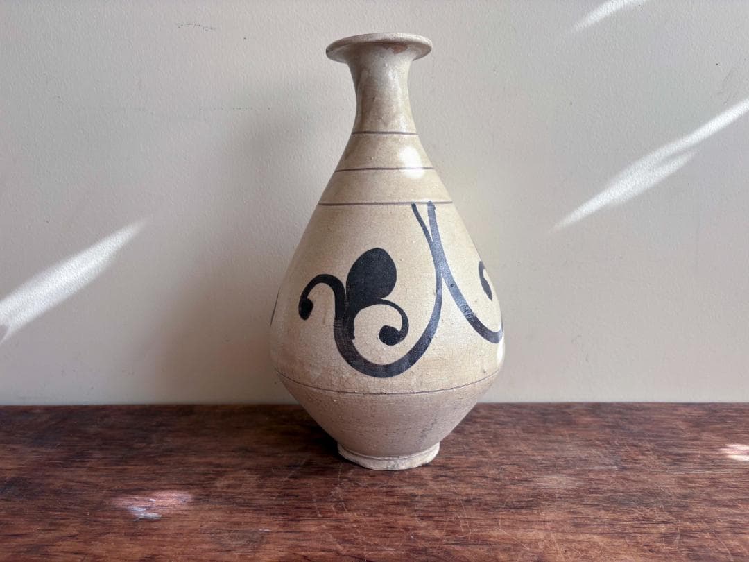 李朝　鉄絵壺　鶏龍山　花器　一輪挿し