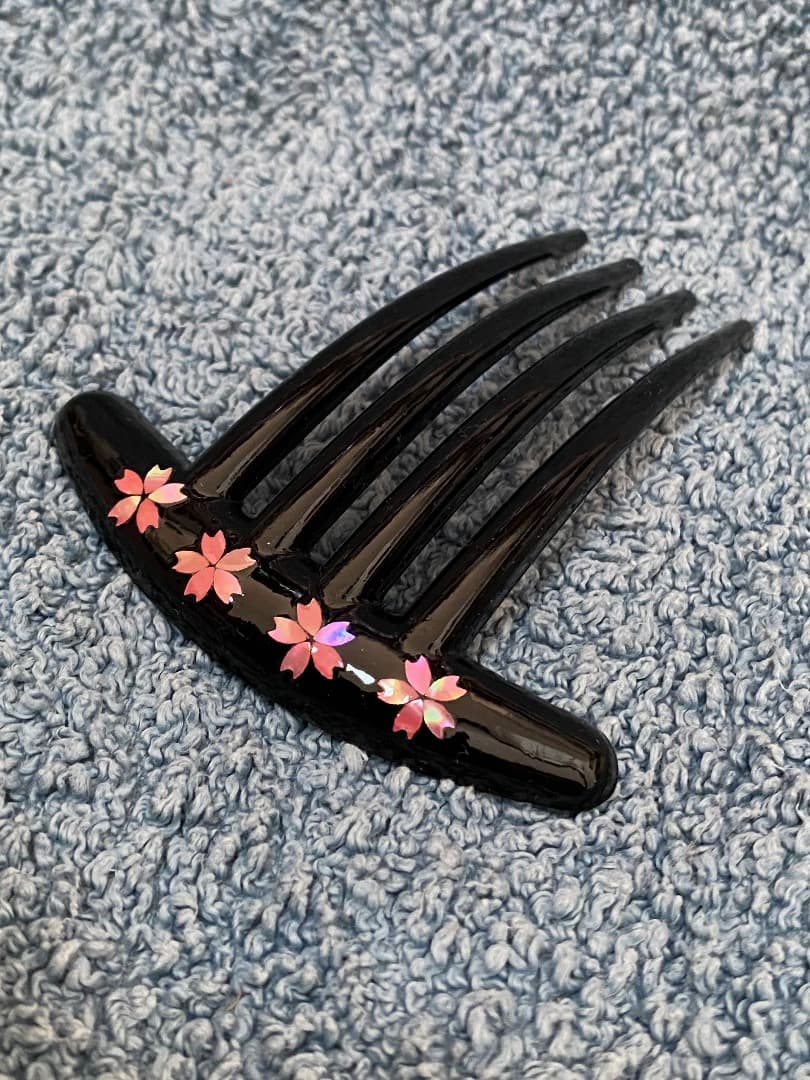 高岡漆器　桜の帯留・櫛　２つまとめて　未使用