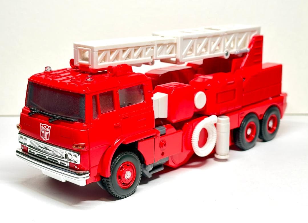 トランスフォーマー　インフェルノ　マスターピース　MP-33
