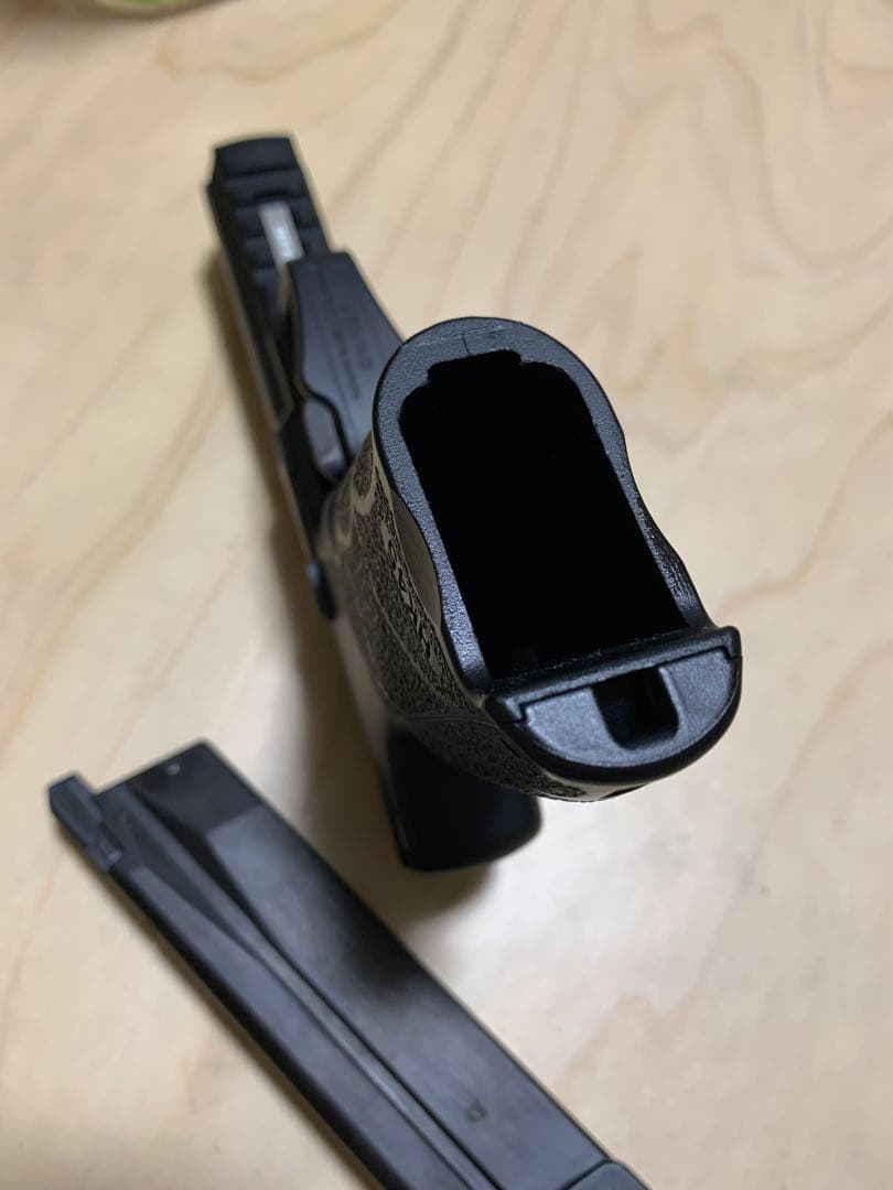 東京マルイHK45 ガスガン ブラック 2マガジン付き
