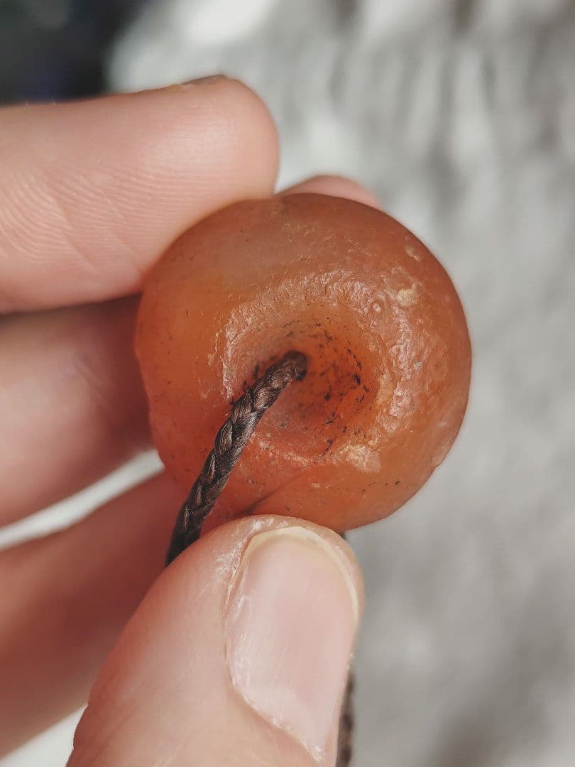 Ancient Carnelian 蝋引き紐　ネックレス