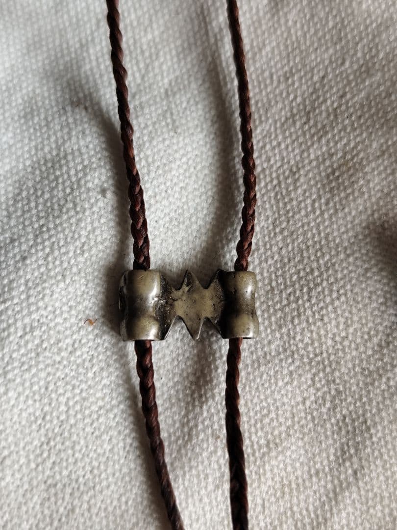 Ancient Carnelian 蝋引き紐　ネックレス