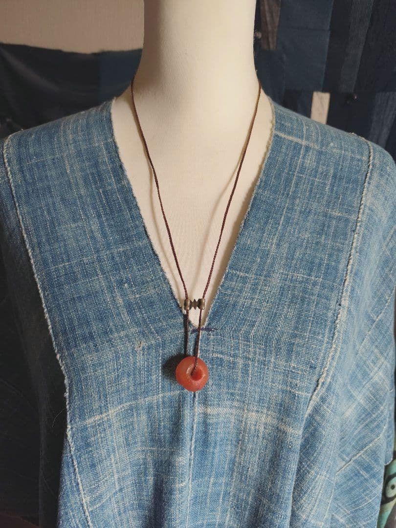 Ancient Carnelian 蝋引き紐　ネックレス