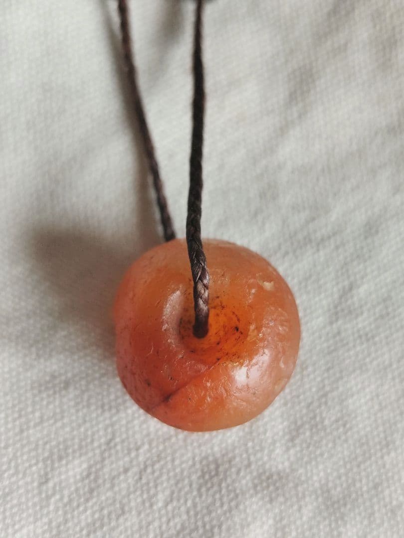 Ancient Carnelian 蝋引き紐　ネックレス