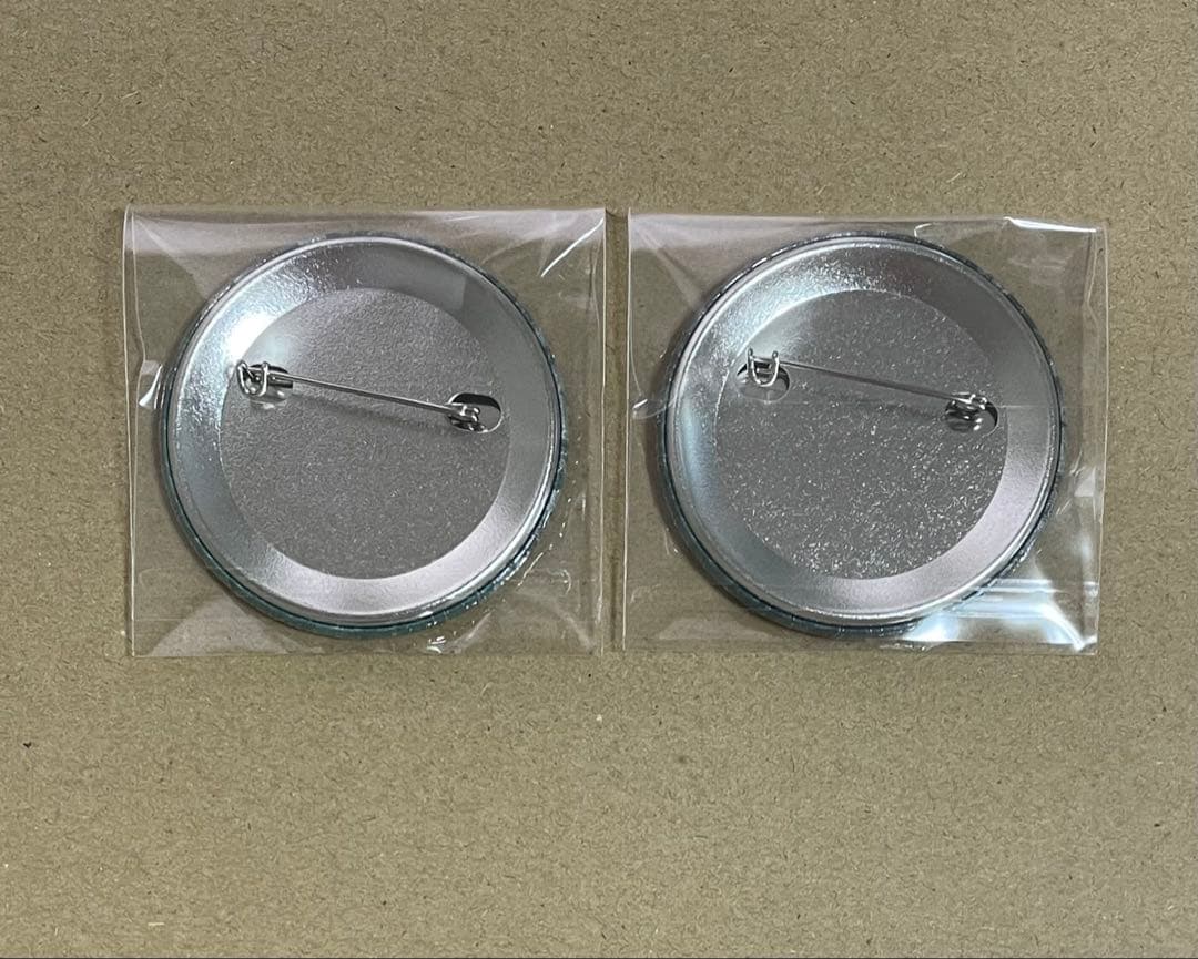 鬼滅の刃　刀鍛冶の里編　箔押し缶バッジ　時透無一郎　時透有一郎