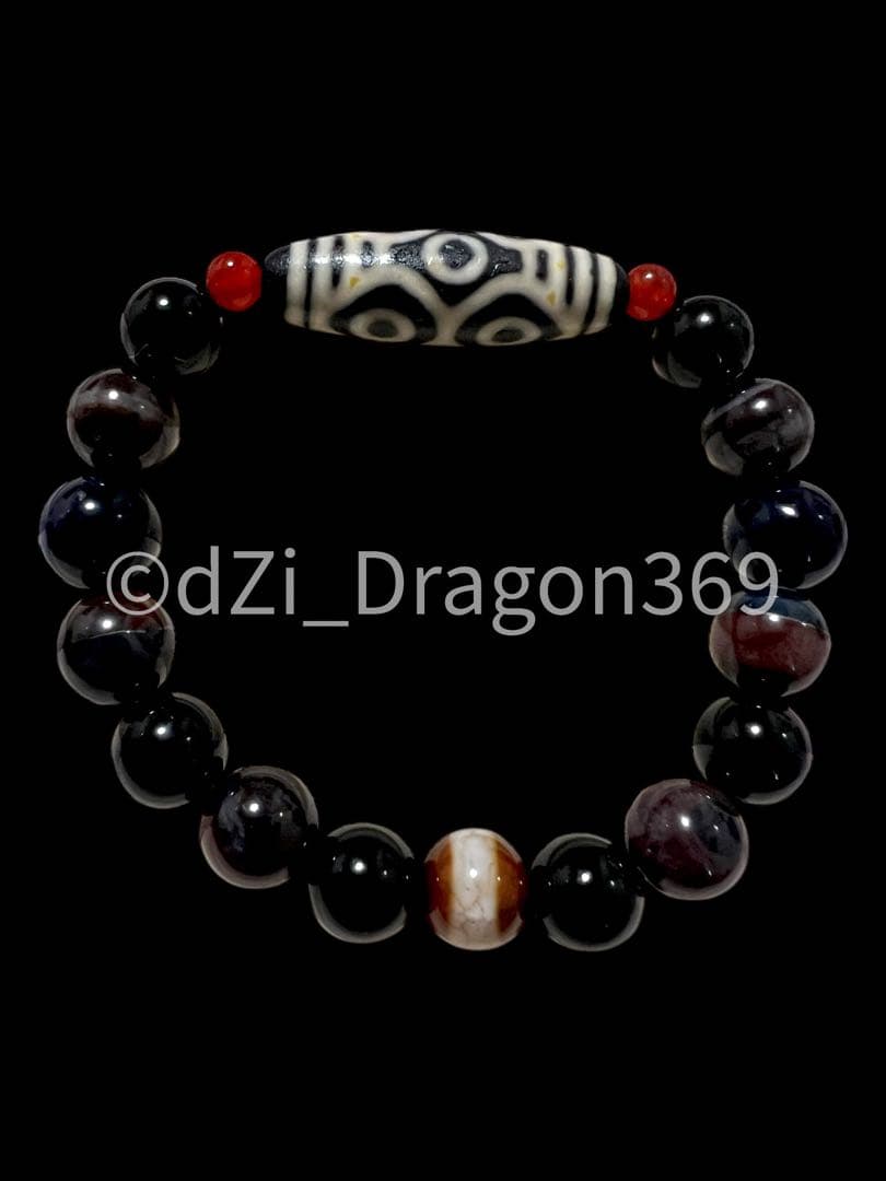 dZi beadsジービーズ 西蔵 龍眼天珠（龍六眼天珠）のブレス