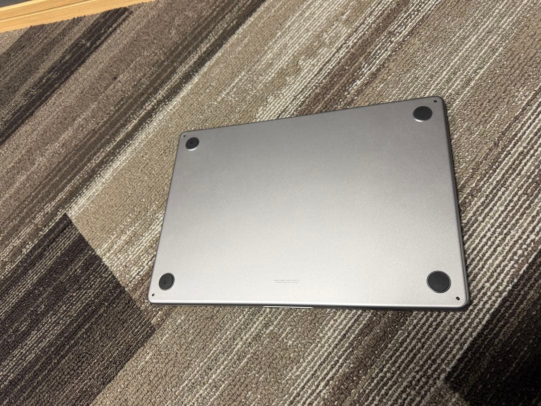 MacBook Air 15インチ M3 16GB 512GB 10コアGPU