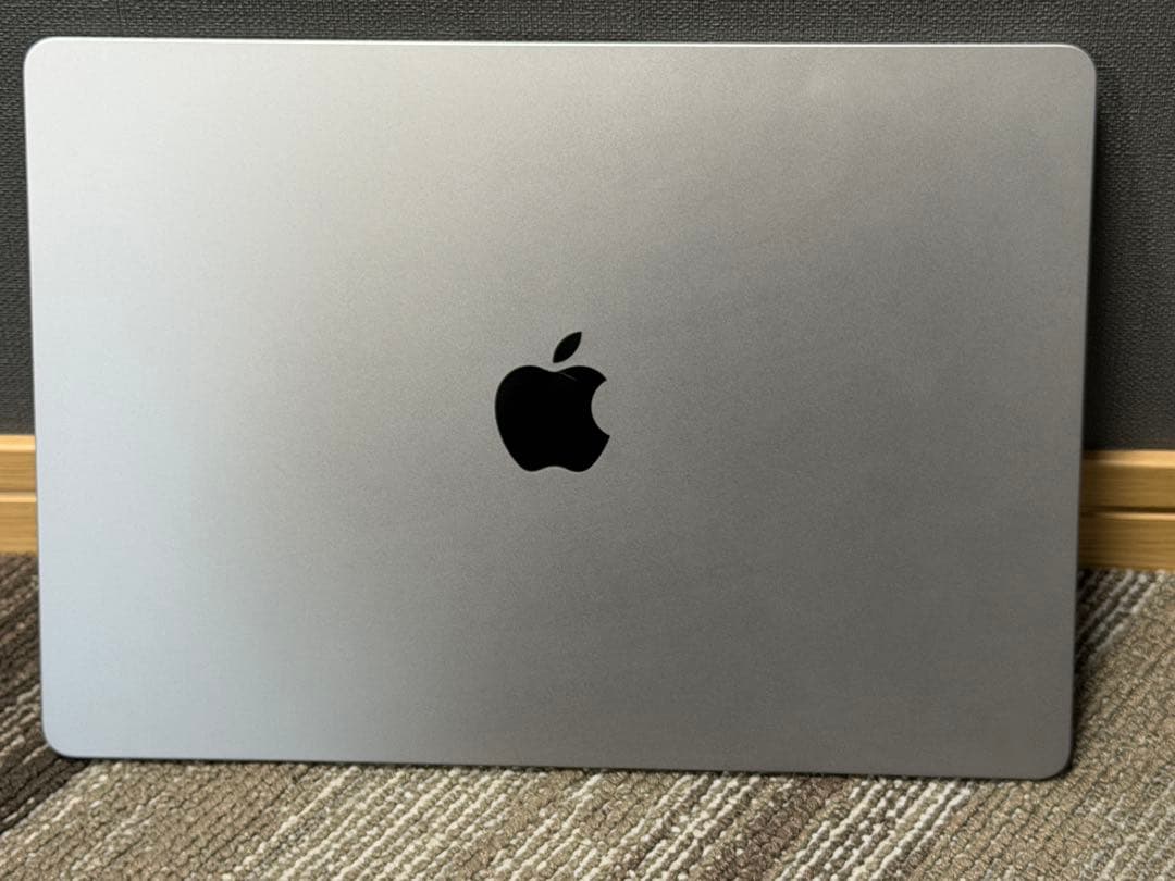 MacBook Air 15インチ M3 16GB 512GB 10コアGPU