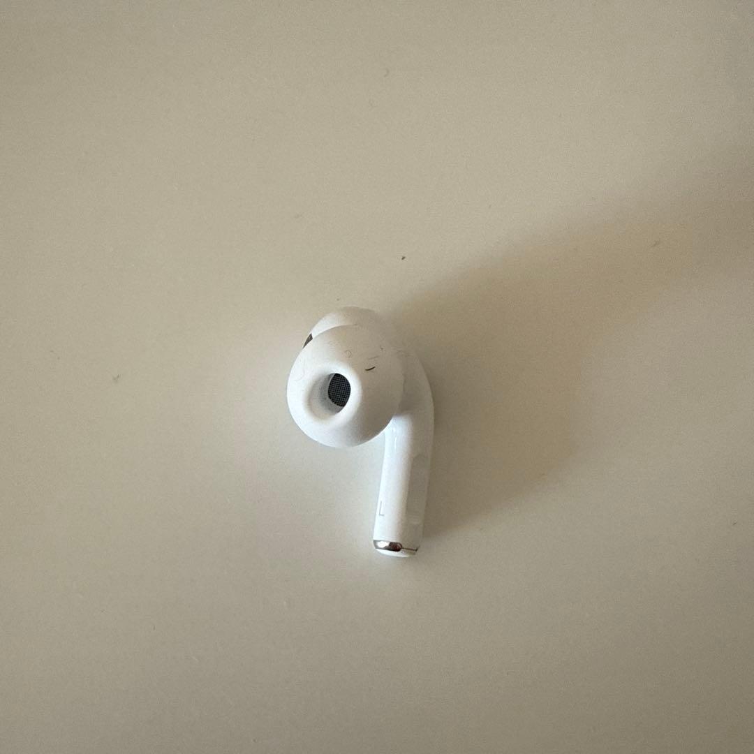 AirPods本体 左耳