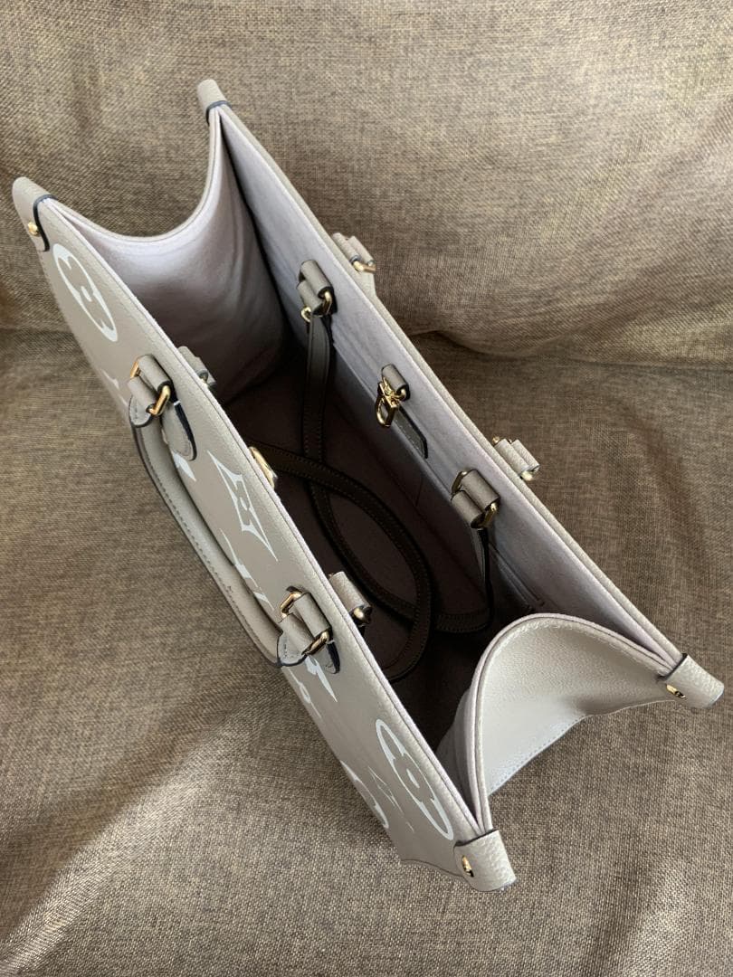 LOUIS VUITTONオンザゴーMM アンプラント トゥルトレール×クレーム