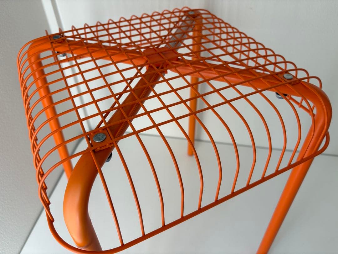 ♪IKEA VÄSTERÖN オレンジ スツール♪