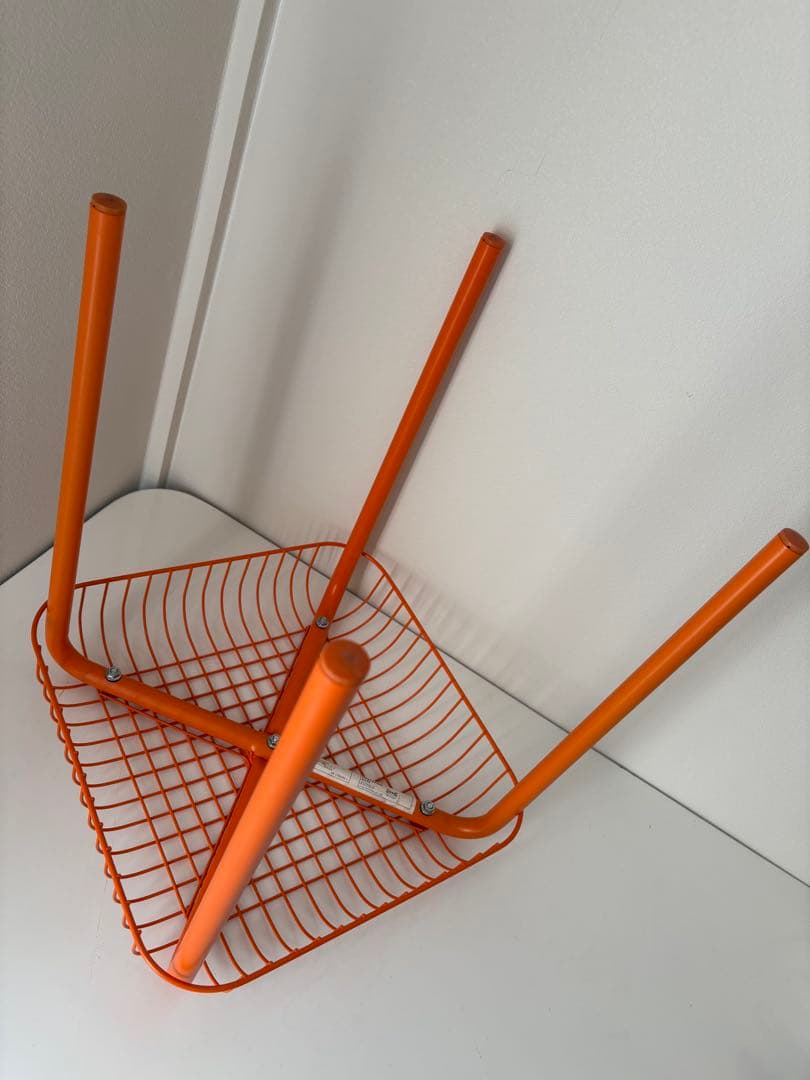 ♪IKEA VÄSTERÖN オレンジ スツール♪