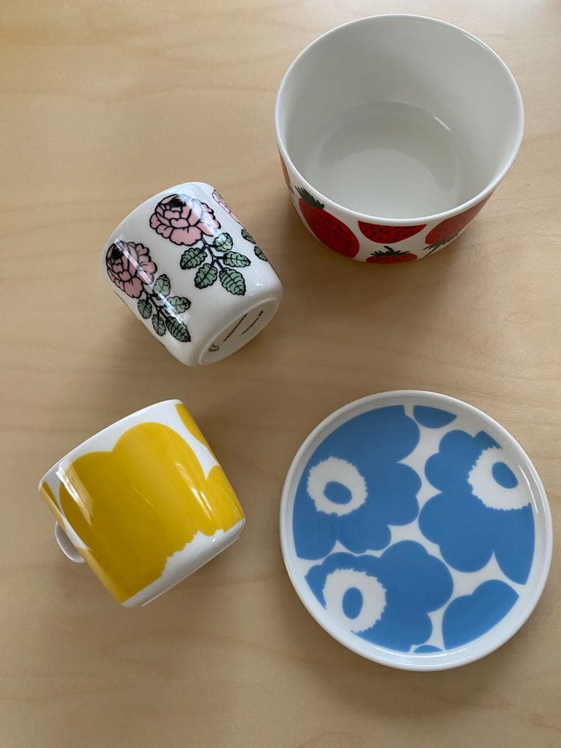 マリメッコ　コーヒーカップ　プレート　ボウル　4点セット