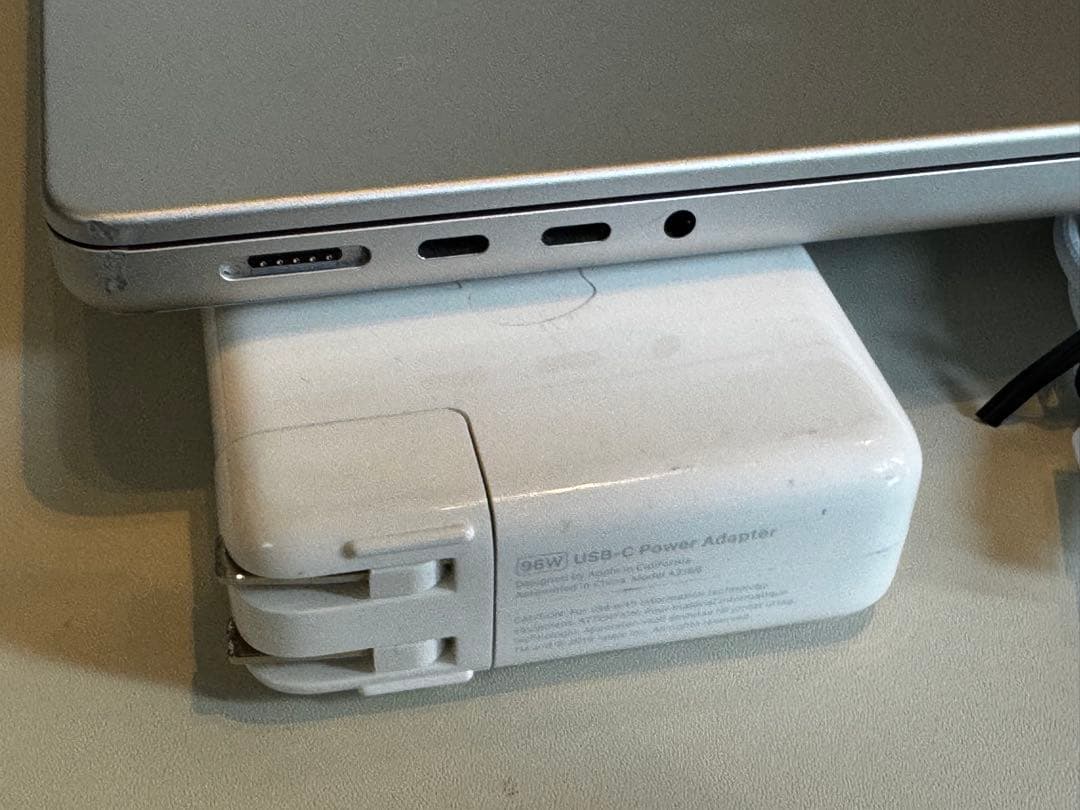 MacBook本体 Apple MacBook Pro 14 M3 Pro 36GB US