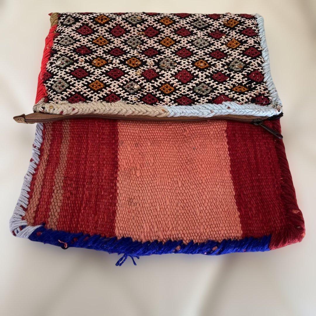 モロッコ　ハンドメイド　クラッチバック