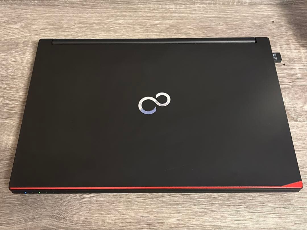 Window11Pro 15.6型 RAM 4GB SSD 128HB マウス付