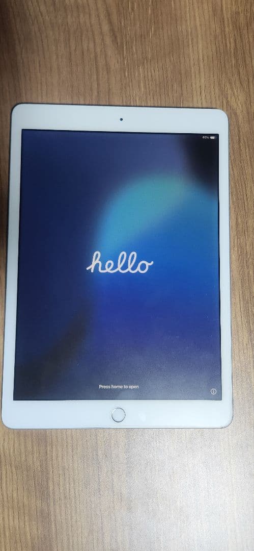 Apple iPad 第8世代10.2インチ Wi-Fiモデル ホワイト