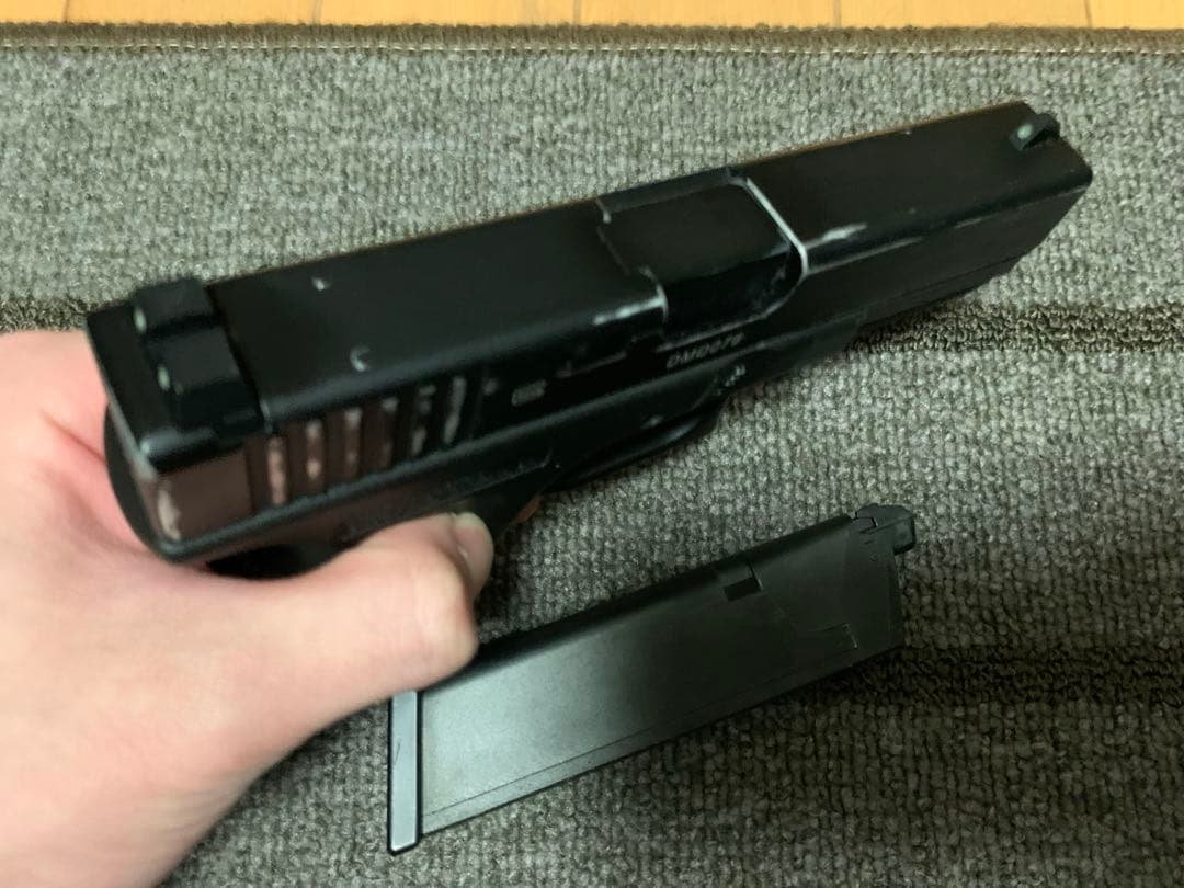 東京マルイ　g17カスタム