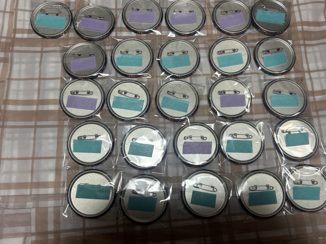 プロセカ 東雲絵名 グリッター缶バッジ 26個