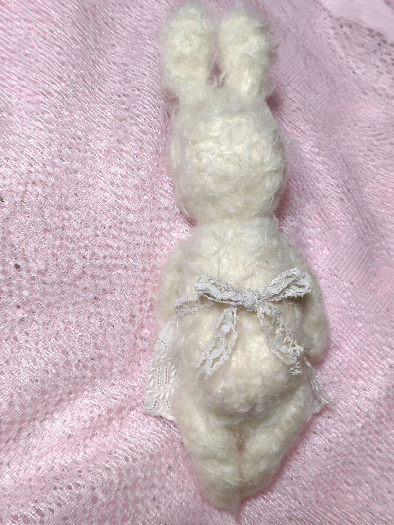 ホワイトうさぎ　ハンドメイド