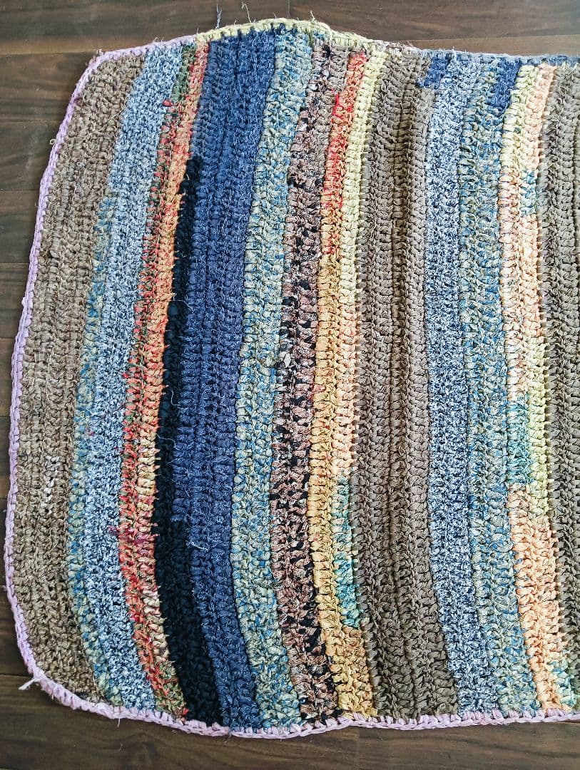 レア美品　昔の針編みの襤褸のフリークロス　敷物