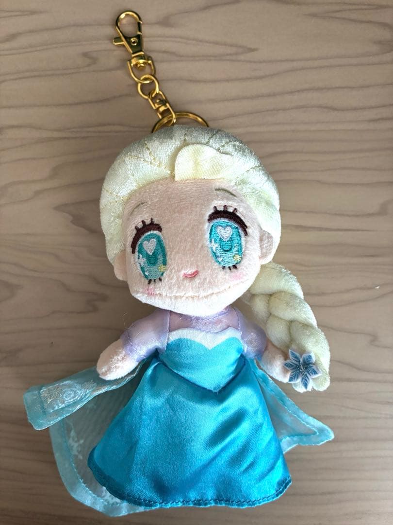 アナと雪の女王　アナ　エルサ　オラフ　tiny キーチェーンぬいぐるみ