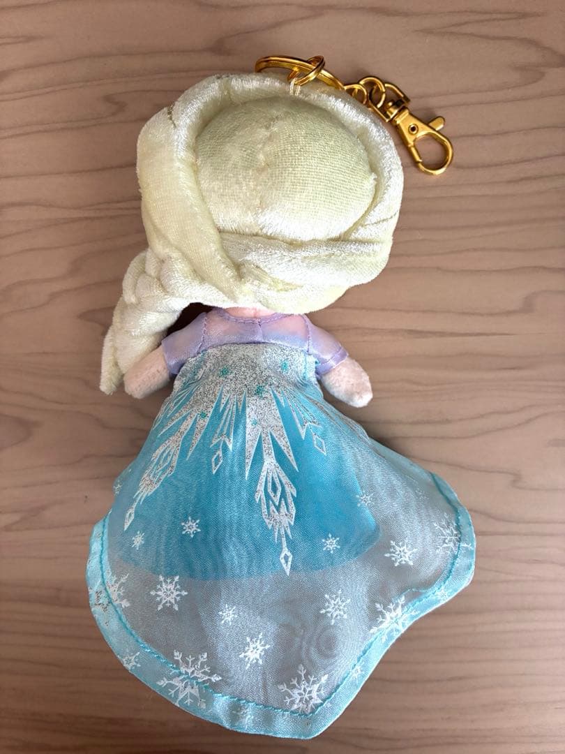 アナと雪の女王　アナ　エルサ　オラフ　tiny キーチェーンぬいぐるみ