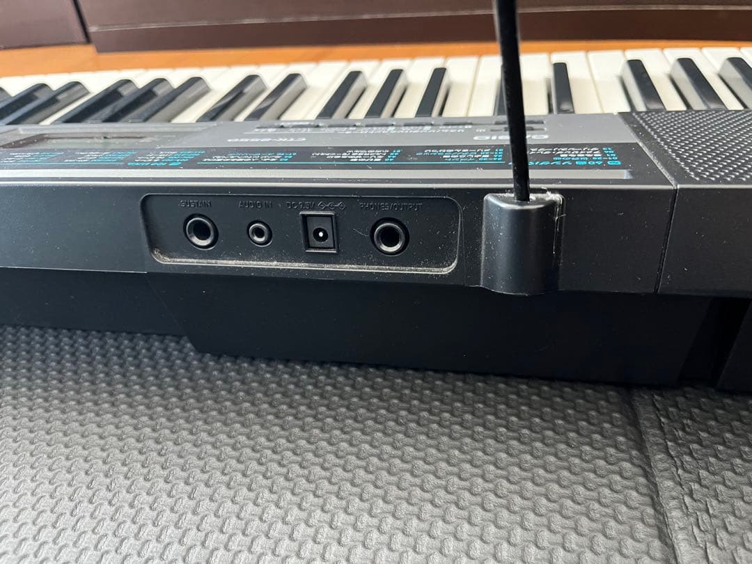 CASIO CTK-2550 電子ピアノ(カシオ キーボード) 【おまけ付き】