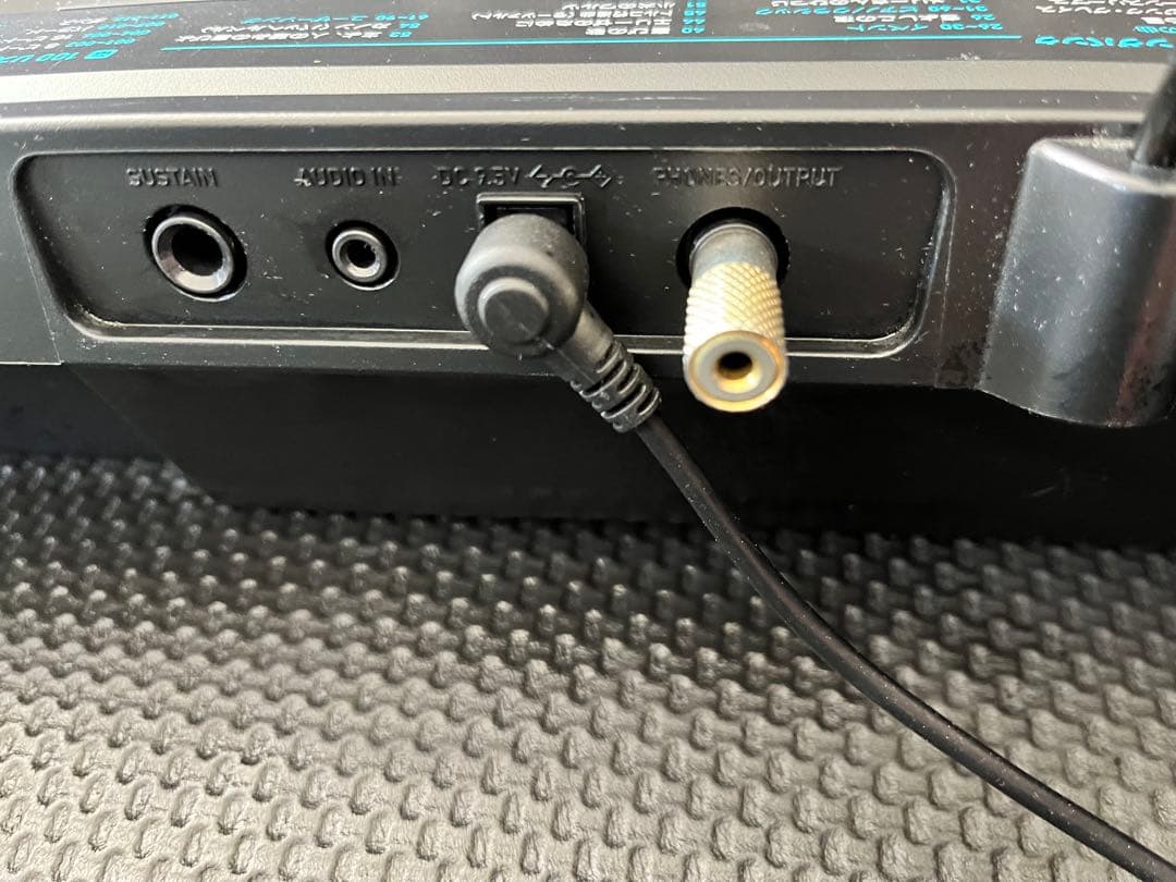 CASIO CTK-2550 電子ピアノ(カシオ キーボード) 【おまけ付き】