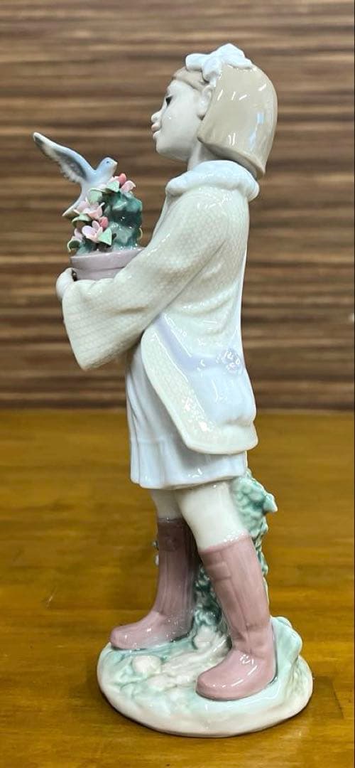 リヤドロ　モーニングメロディー　#8362　フィギュリン　陶器　イラスト・箱付き