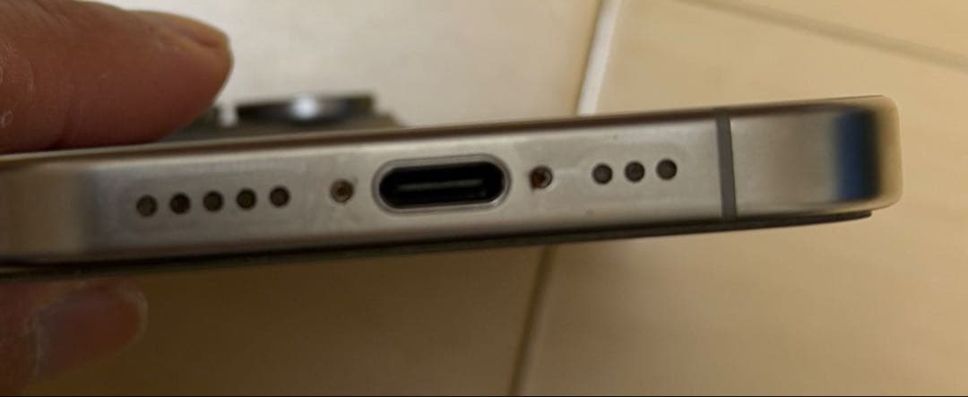 Apple iPhone 15 Pro 128gb 美品