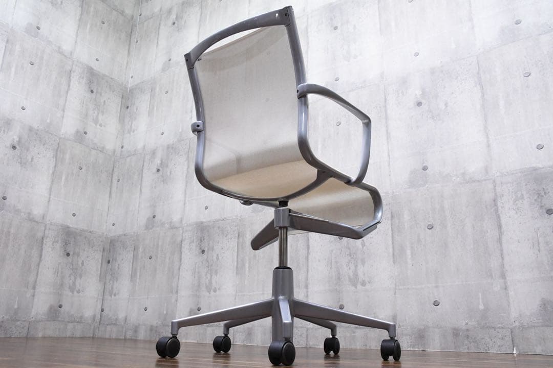 EDK31 カッシーナ アリアス 434 ローリングフレーム デスクチェア