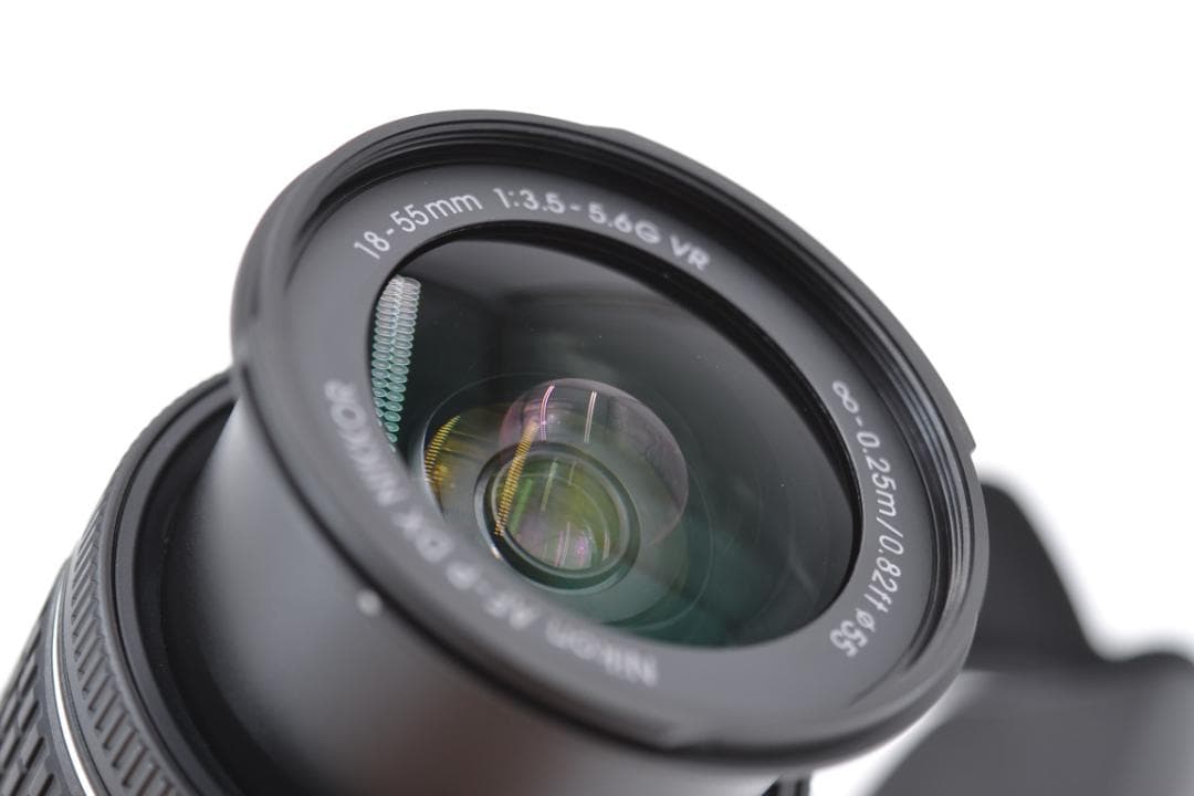 ■ 美品 ■ S数3,918回　ニコン　Nikon D5600 レンズキット