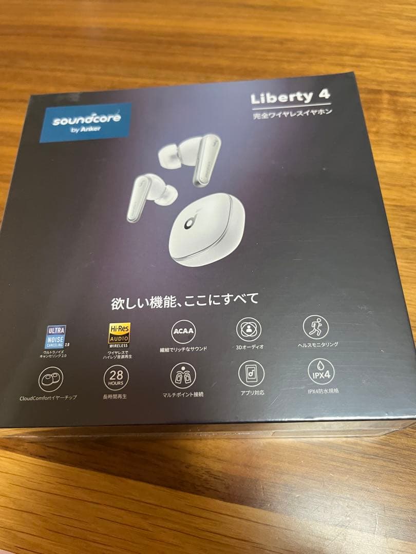 Anker soundcore Liberty4ホワイト
