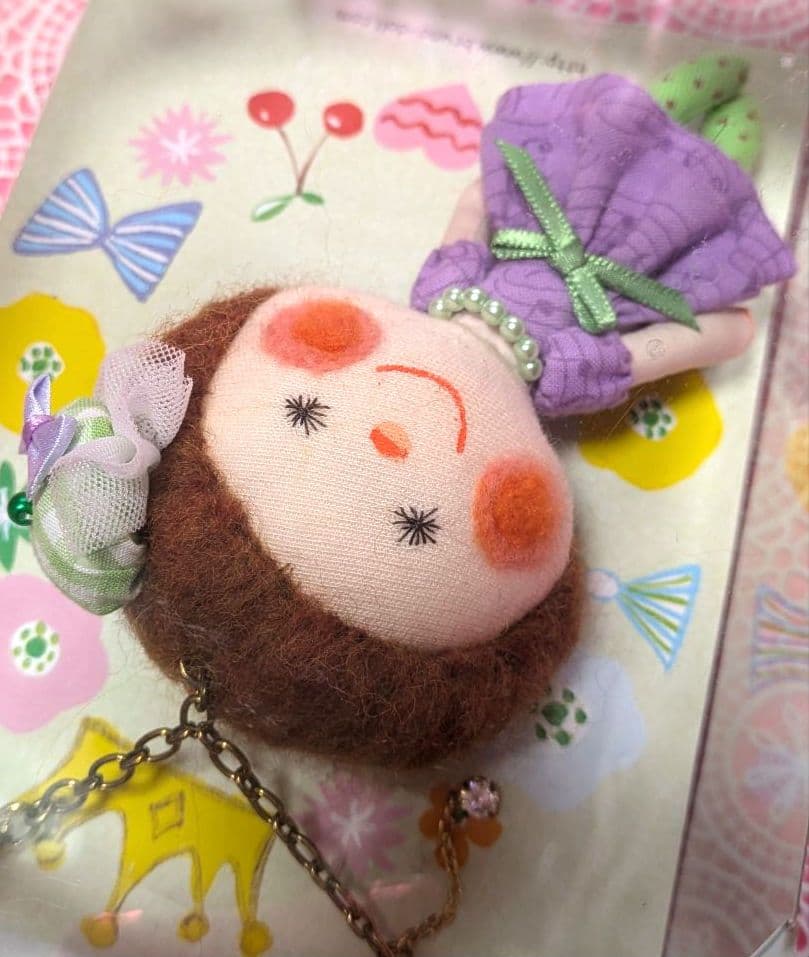 新品・未使用 Bruno(ブルーノ) プロの ハンドメイド お人形 チャーム