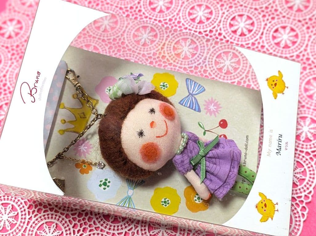新品・未使用 Bruno(ブルーノ) プロの ハンドメイド お人形 チャーム