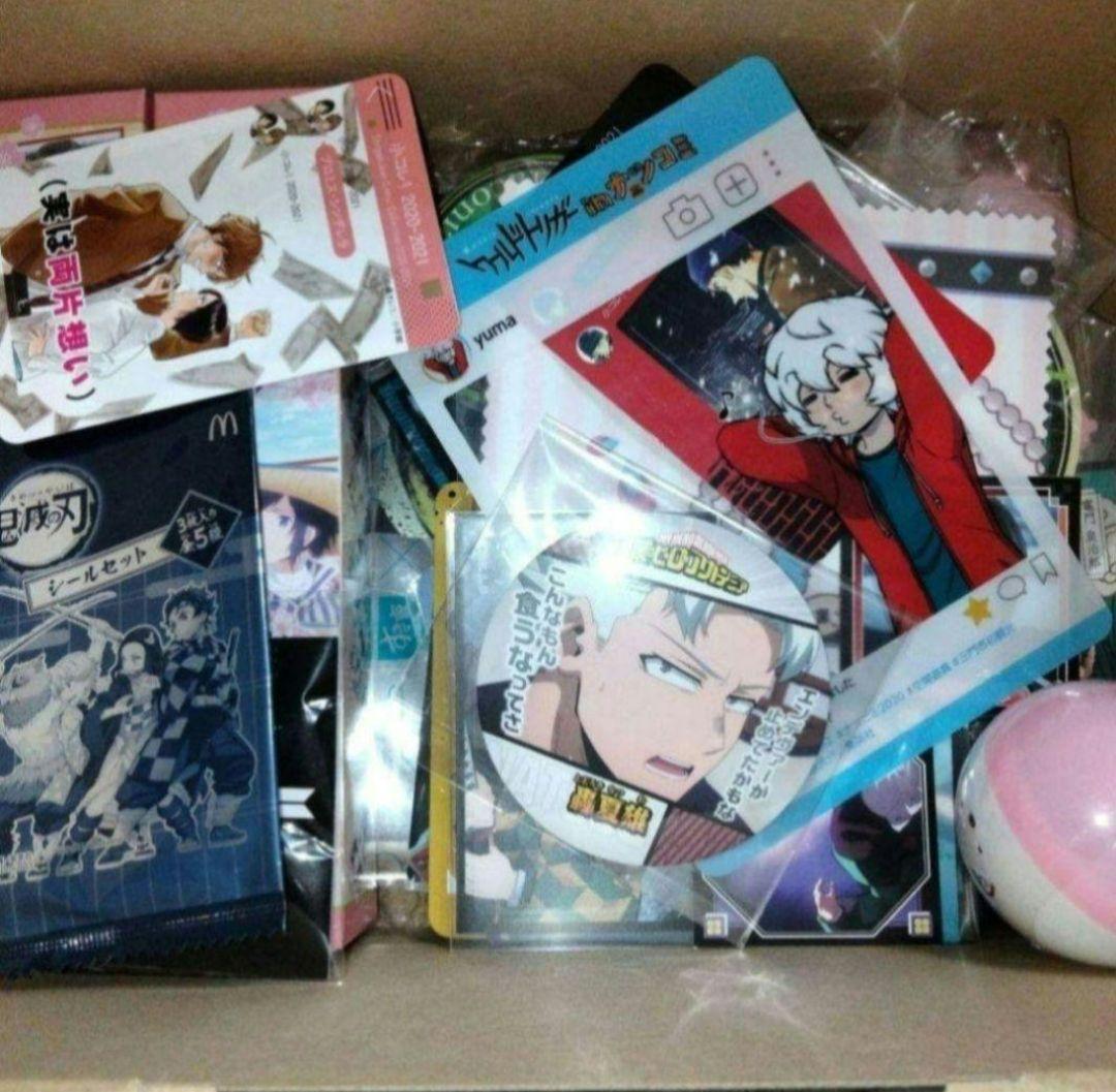アニメ 漫画 キャラクターグッズ まとめ売り 大量 ノンジャンル 4