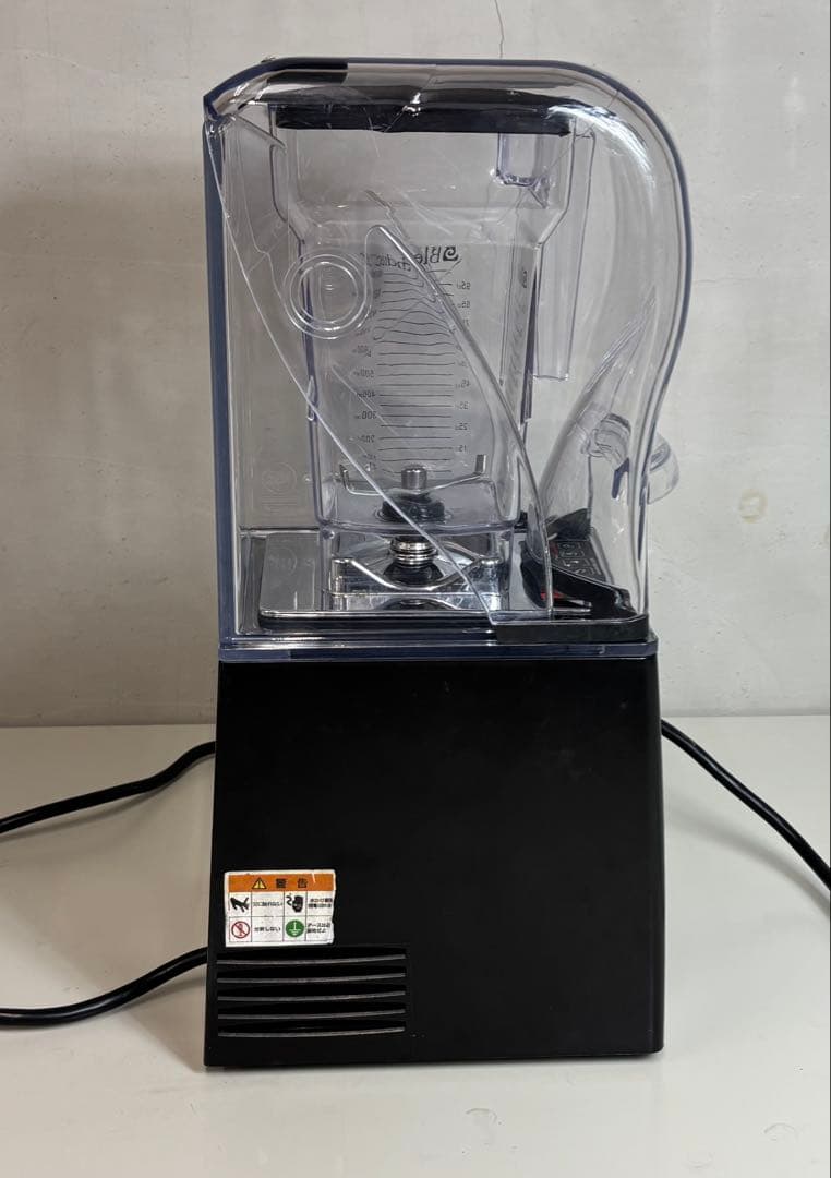 ブレンテック Qシリーズ ICB3 業務用 スムージーブレンダー 容器②